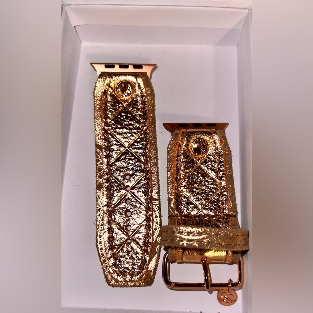 Rose gold quilted leather Apple Watch band